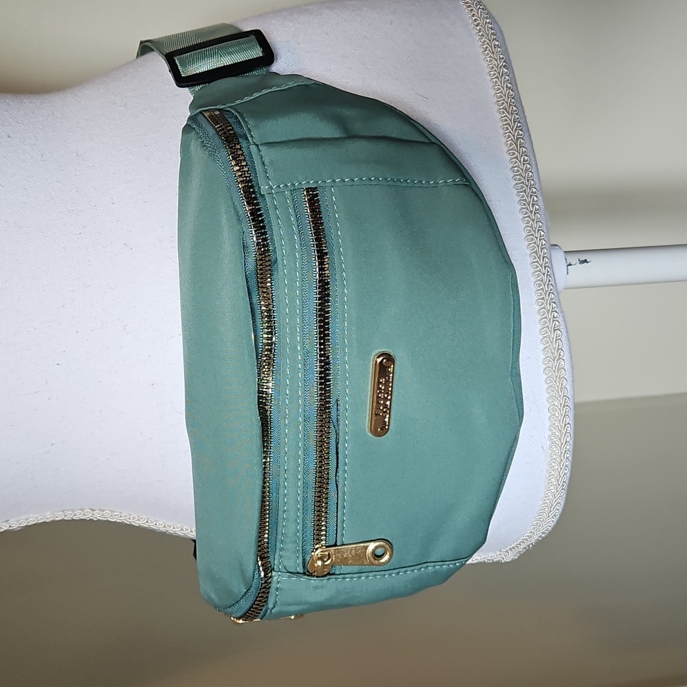 Fanny pack - Picture 3 of 4